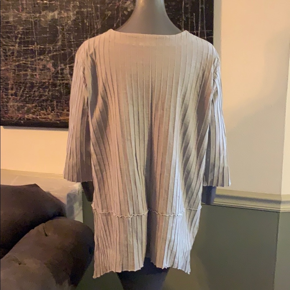 Focus Ribbed Pocket Tunic - Picture 4 of 10
